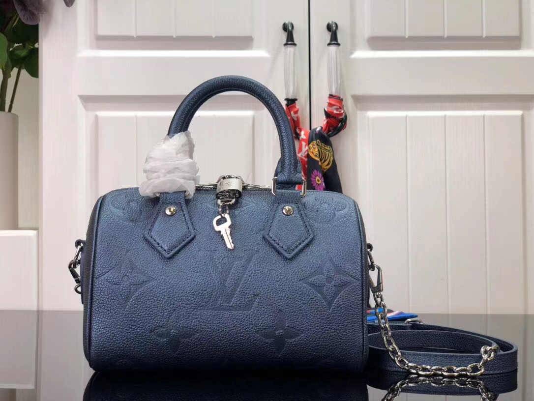 Louis Vuitton SPEEDY BANDOULIERE 20 Monogram Handbag M58958 Navy Nacre 